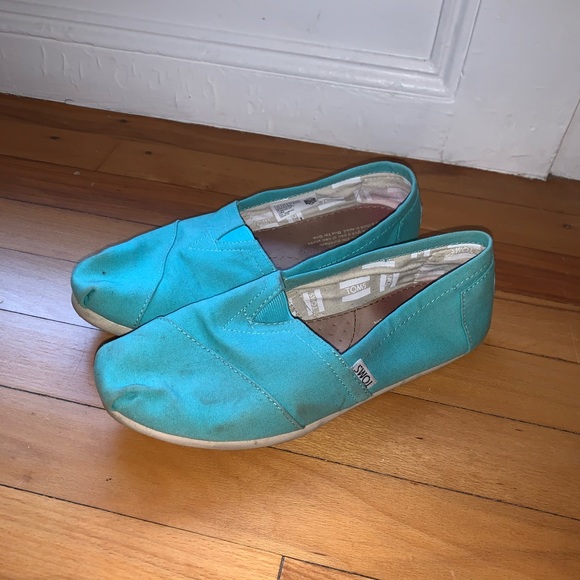 Toms Shoes - 2 for $20🌟 Toms Slip Ons